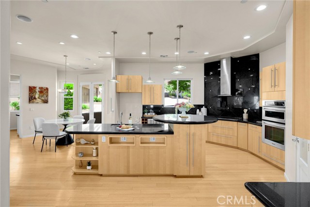 Image 11 of 74 For 10320 Snowdrop Road