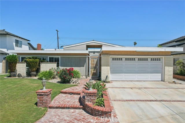 Image 2 for 16752 Montclair Ln, Huntington Beach, CA 92647