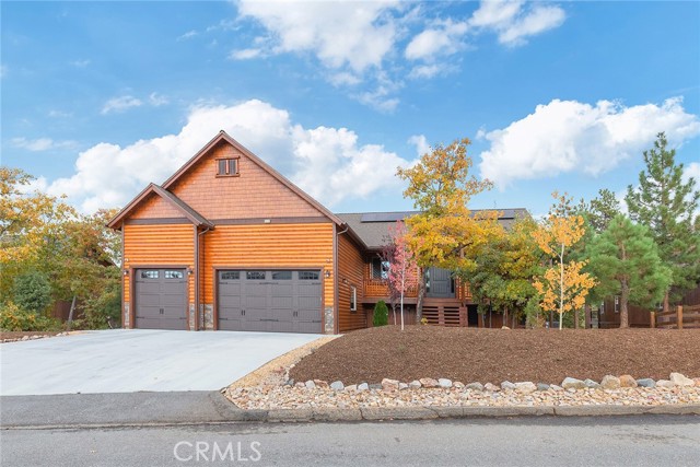 1658 Tuolumne Road, Big Bear City CA: https://media.crmls.org/medias/d480084c-10ca-41b9-85a4-b806181893f4.jpg