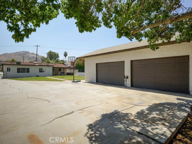 Detail Gallery Image 20 of 27 For 6059 Alicante Ave, Jurupa Valley,  CA 92509 - 3 Beds | 2 Baths