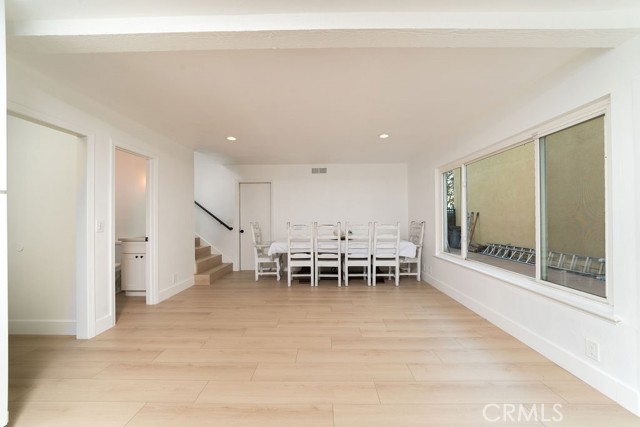 Detail Gallery Image 10 of 28 For 309 Juniper Ave, Santa Ana,  CA 92707 - 4 Beds | 2/1 Baths