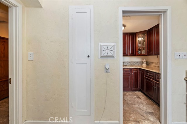 Image 38 of 73 For 4202 University