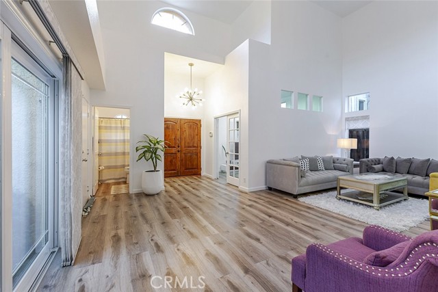 30030 Grandifloras Road, Canyon Country CA: https://media.crmls.org/medias/d48303bd-f8d8-4e2a-924e-b19306565664.jpg