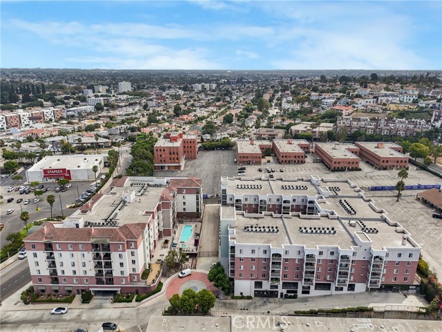 Detail Gallery Image 14 of 26 For 3740 Santa Rosalia Dr #416,  Los Angeles,  CA 90008 - 1 Beds | 1 Baths