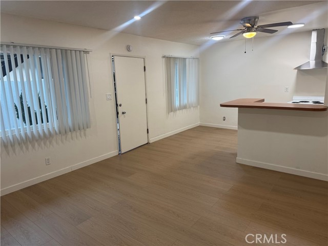 Detail Gallery Image 5 of 12 For 1041 Bennett, Long Beach,  CA 90804 - 2 Beds | 1 Baths