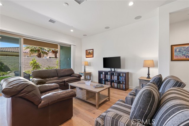 Detail Gallery Image 11 of 46 For 27 Medoc, Rancho Mirage,  CA 92270 - 2 Beds | 2/1 Baths