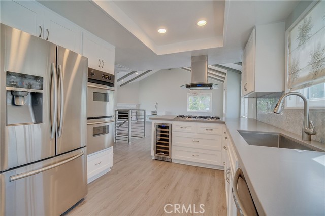 1802 Grant Avenue, Redondo Beach, California 90278, 3 Bedrooms Bedrooms, ,2 BathroomsBathrooms,Residential,Sold,Grant,SB21239095