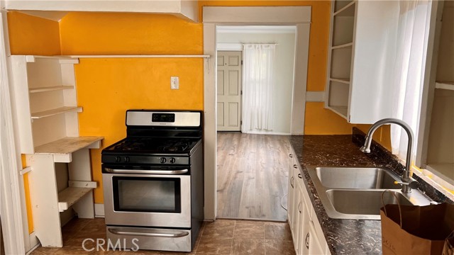 1600 W Court Street, Los Angeles CA: https://media.crmls.org/medias/d4845663-d384-44c3-addd-e0aa88b53b03.jpg