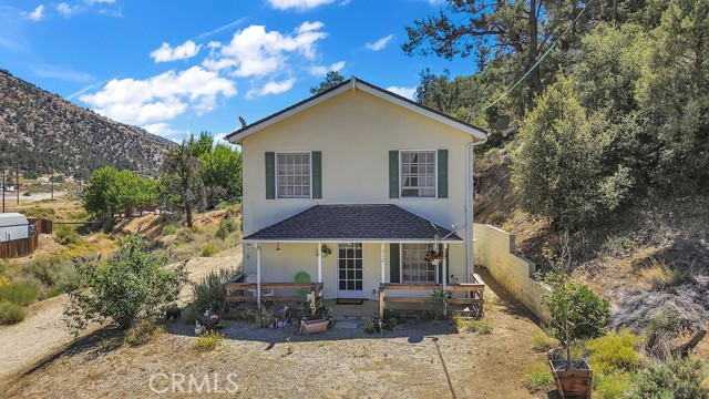 312 Border Street, Frazier Park CA: https://media.crmls.org/medias/d484b2fc-fe94-477d-a992-4906829cb6ae.jpg