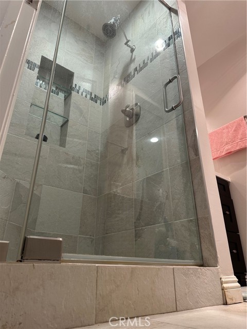 10960 ASHTON WAY, Los Angeles CA: https://media.crmls.org/medias/d484f01e-f163-4c20-b552-f831c921a09e.jpg