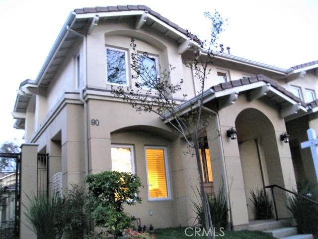 90 N Craig Ave #3, Pasadena, CA 91107