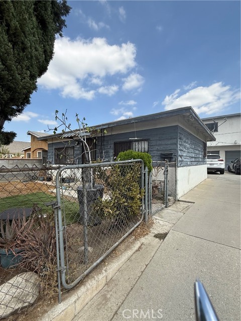 Detail Gallery Image 4 of 17 For 2300 Granada Ave, South El Monte,  CA 91733 - – Beds | – Baths