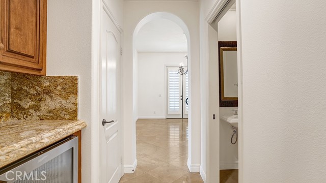 9 Altino, Newport Coast CA: https://media.crmls.org/medias/d487d0ad-7e2f-4275-9816-804d8b7e7589.jpg