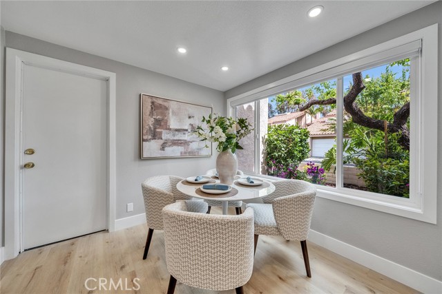10 Lassen, Irvine CA: https://media.crmls.org/medias/d4896df8-4a4f-4214-83f4-95c9fc714514.jpg