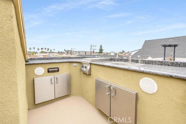 Detail Gallery Image 53 of 75 For 5580 E Saint Irmo Walk, Long Beach,  CA 90803 - 3 Beds | 2/1 Baths
