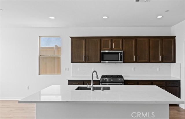 Detail Gallery Image 5 of 30 For 25183 Forest Hills Dr, Menifee,  CA 92585 - 2 Beds | 2 Baths