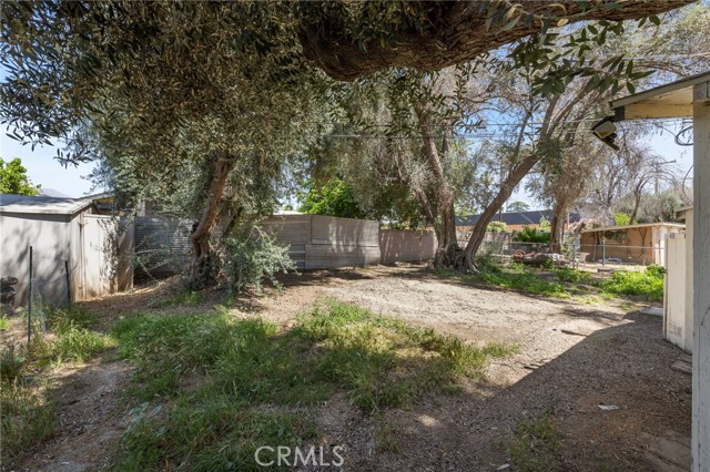 Detail Gallery Image 27 of 41 For 2241 Harrison St, San Bernardino,  CA 92404 - 2 Beds | 1 Baths