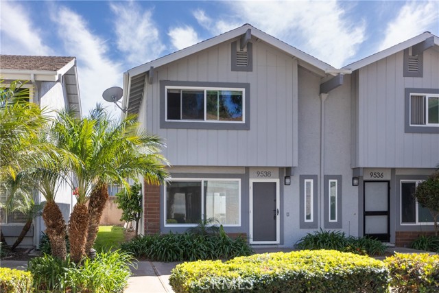 Front Image Thumbnail for CROC26064376