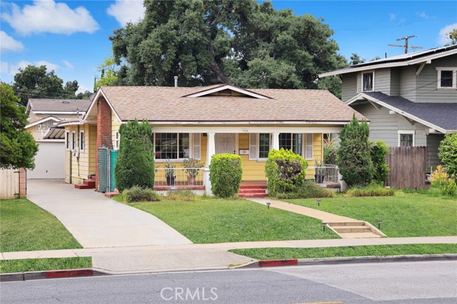 716 Commonwealth Avenue, Alhambra, California 91801, 3 Bedrooms Bedrooms, ,2 BathroomsBathrooms,Single Family Residence,For Sale,Commonwealth,WS24099318