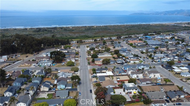 796 Mentone, Grover Beach CA: https://media.crmls.org/medias/d48d431d-7264-42a6-b8c3-64a05c77493c.jpg