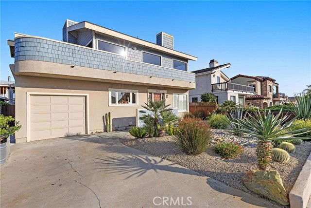 Detail Gallery Image 1 of 20 For 327 Palomar Ave, Pismo Beach,  CA 93449 - 3 Beds | 2 Baths