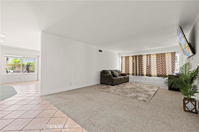 Detail Gallery Image 6 of 37 For 2245 N Parker Ct, Simi Valley,  CA 93065 - 3 Beds | 2 Baths