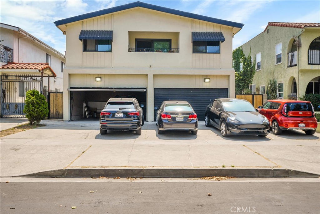 612 N Sycamore Avenue #5