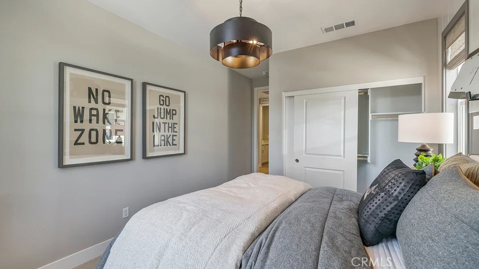 MLS #OC25268508 image #16