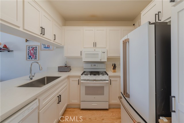 555 Maine Ave Unit 115, Long Beach, CA 90802 photo 2