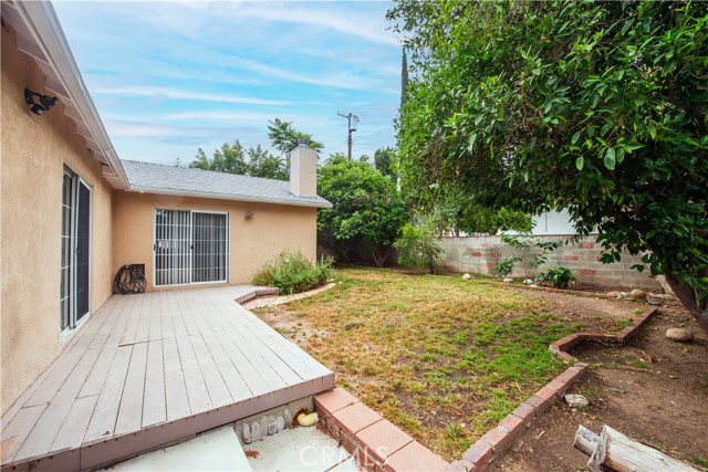 Detail Gallery Image 27 of 31 For 17420 Collins St, Encino,  CA 91316 - 3 Beds | 3 Baths