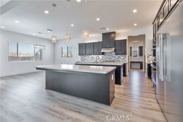 1734 Lester Avenue, Clovis CA: https://media.crmls.org/medias/d48f04d6-8915-488f-bf8f-258e6173a865.jpg