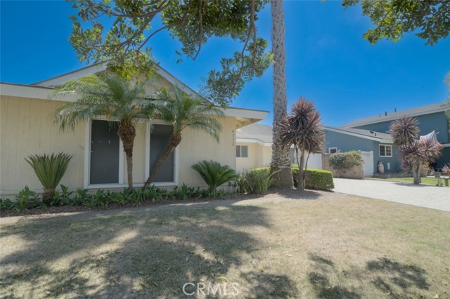 6112 Shields Drive, Huntington Beach CA: https://media.crmls.org/medias/d48f799d-66a6-42a9-b7f4-c7a6f9efb69b.jpg