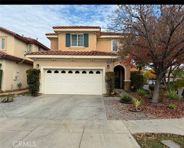 Detail Gallery Image 1 of 9 For 32457 Silver, Lake Elsinore,  CA 92532 - 4 Beds | 2/1 Baths