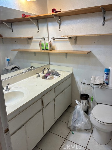 1144 N Glenwood Ave, Rialto CA: https://media.crmls.org/medias/d48fedef-ab3d-43b7-b072-10afde590c9e.jpg