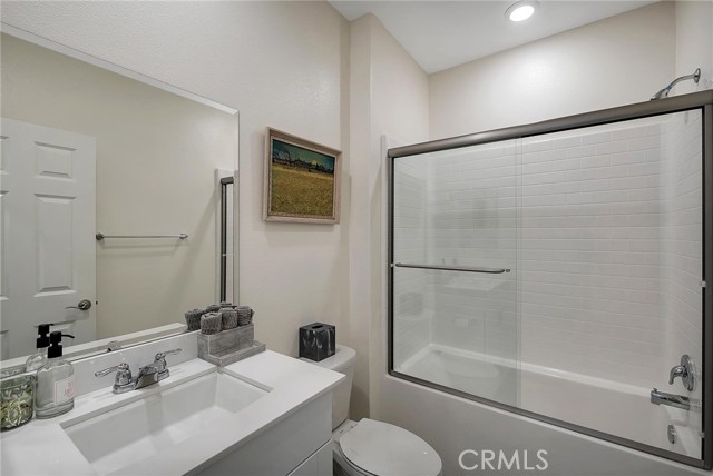 Downstairs Full Guest Bathroom