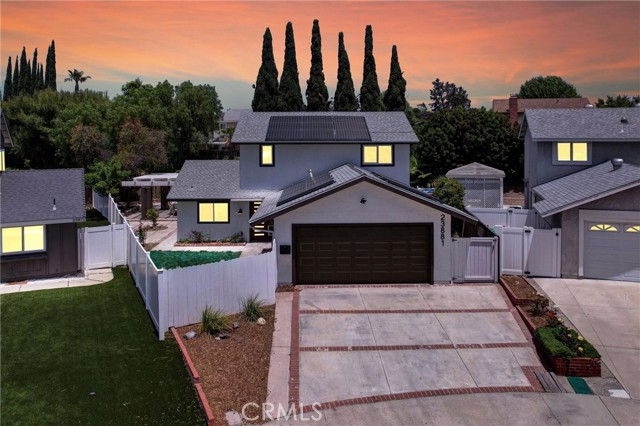 23881 Gates Street, Lake Forest CA: https://media.crmls.org/medias/d4902e14-9c19-4399-8c85-aac702b0b6ac.jpg