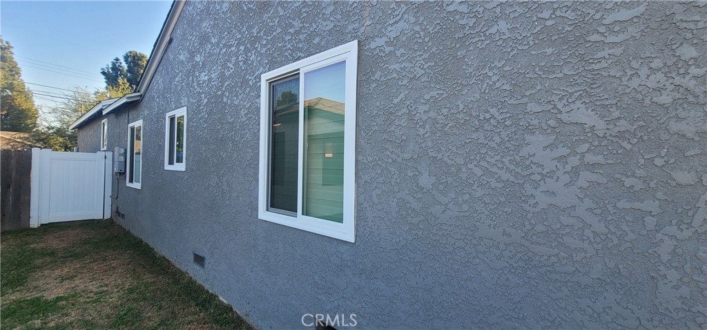 MLS #DW25261368 image #5