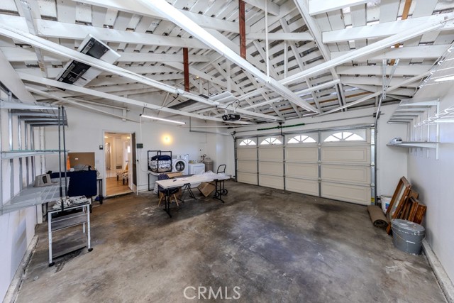 Detail Gallery Image 14 of 14 For 582 N La Nae Cir, Orange,  CA 92869 - 4 Beds | 2 Baths