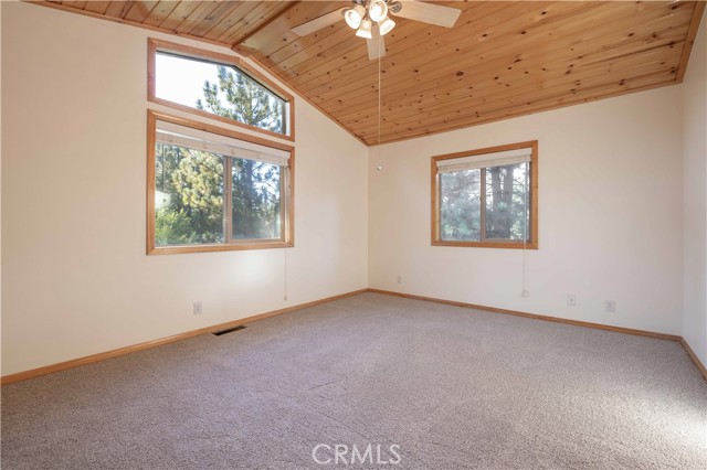 Detail Gallery Image 10 of 23 For 708 Knight Ave, Big Bear Lake,  CA 92315 - 2 Beds | 2 Baths