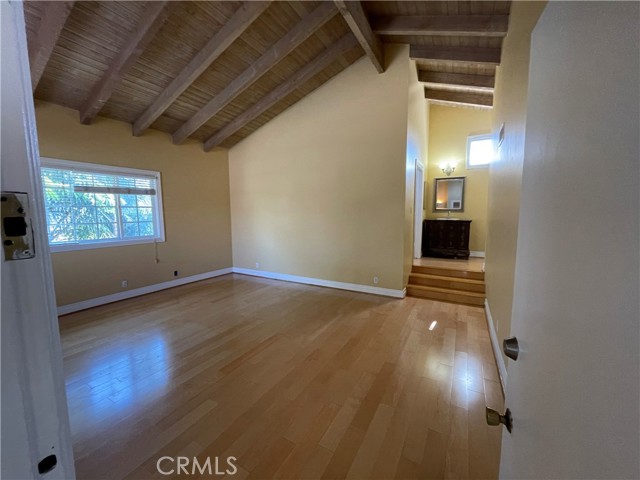 Detail Gallery Image 20 of 23 For 13652 Currie Cir, Santa Ana,  CA 92705 - 4 Beds | 2/1 Baths