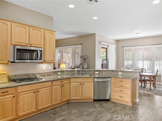 Detail Gallery Image 14 of 39 For 10598 Archerwill Rd, Apple Valley,  CA 92308 - 3 Beds | 2 Baths