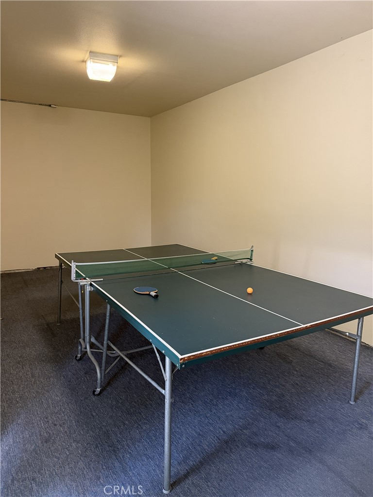 https://media.crmls.org/medias/d4939d79-8836-4ee6-a9f4-a0b3b6532b61.jpg?preset=X-Large