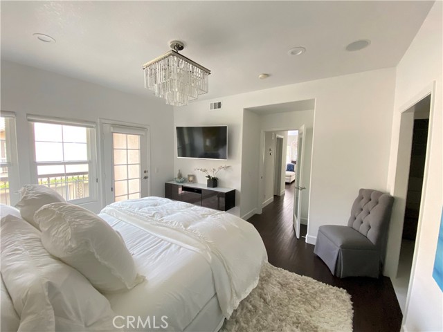 40 Anjou, Newport Coast CA: https://media.crmls.org/medias/d494d06d-39be-45db-b529-e65f906f2358.jpg