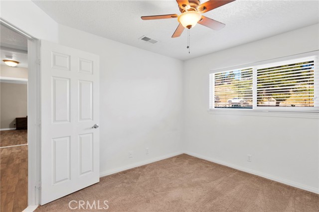 Detail Gallery Image 37 of 57 For 16783 Mission, Hesperia,  CA 92345 - 4 Beds | 3 Baths