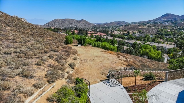 Image 3 for 755 John Circle, Corona, CA 92879