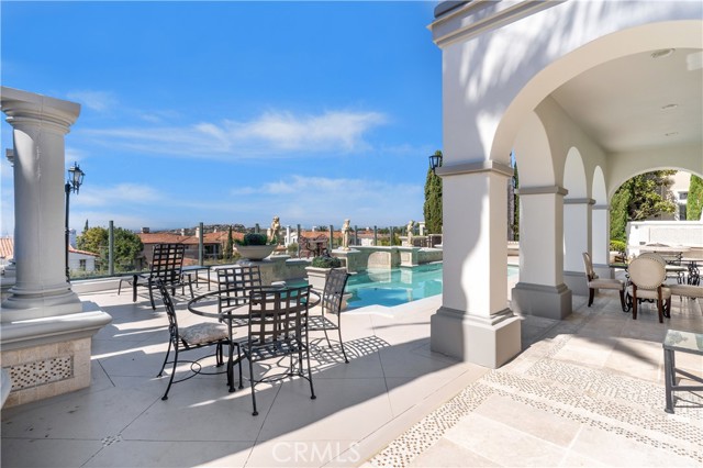 7 Vista Luci, Newport Coast CA: https://media.crmls.org/medias/d4964345-61e6-4c69-b309-2c35712c4ec8.jpg
