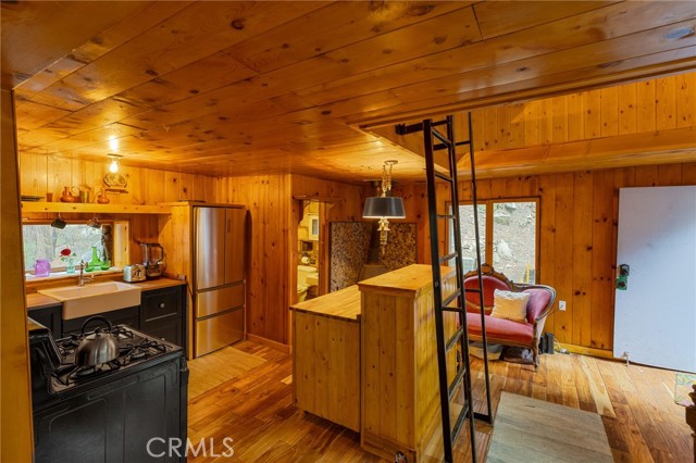 Detail Gallery Image 7 of 25 For 52565 Sylvan Way, Idyllwild,  CA 92549 - 2 Beds | 1 Baths