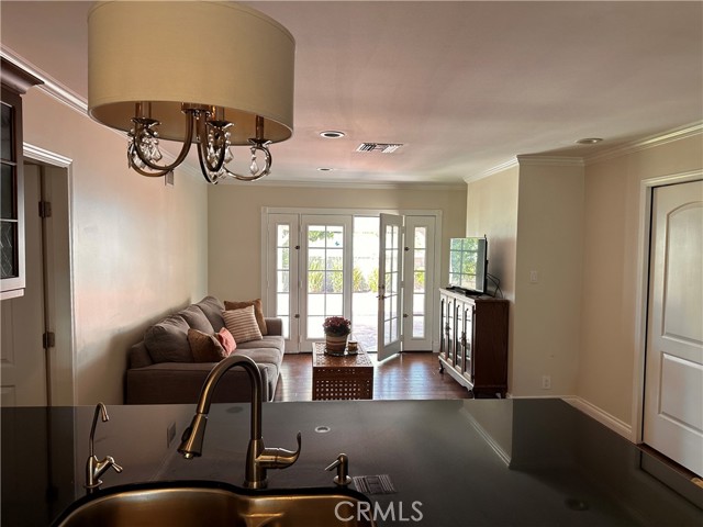 Detail Gallery Image 9 of 20 For 19631 Fairweather St, Canyon Country,  CA 91351 - 5 Beds | 2 Baths