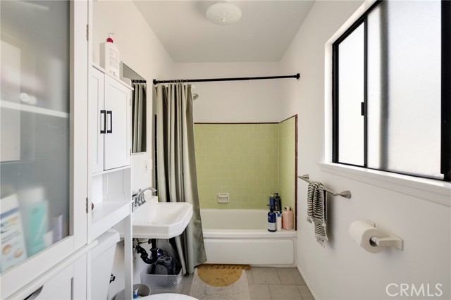 Detail Gallery Image 20 of 34 For 1035 Loma Dr, Hermosa Beach,  CA 90254 - – Beds | – Baths