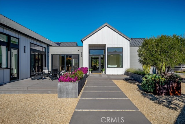 Detail Gallery Image 3 of 74 For 280 Jespersen Ln, San Luis Obispo,  CA 93401 - 5 Beds | 7/1 Baths